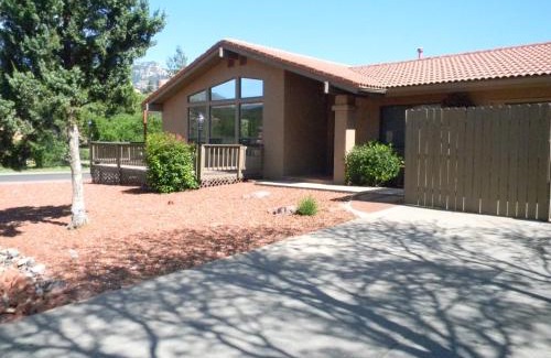 Uptown Sedona Cama Y Desayuno | Whispering Creek Bed & Breakfast