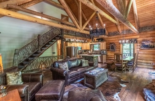 Tuckasegee Cabina | Whispering Forest - Luxury, Custom Mountain Cabin with a Private Waterfall and a Hot Tub!