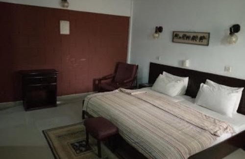 Morogbo Cabina | Whispering Palms Resort