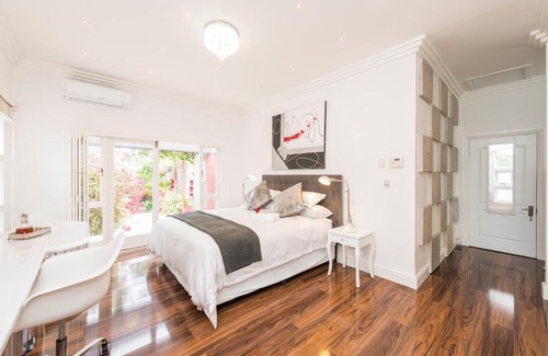 Humewood Casa | Whispering Palms