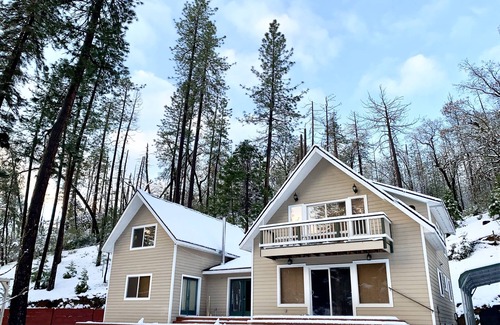 Midpines Casa | Whispering Pines! 25 miles to Yosemite + 9 miles to Mariposa!