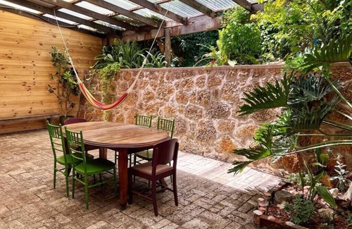 Albany Casa | Whispering Pines - a century old tale