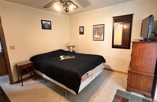 Auburn Cabina | Whispering Pines Auburn
