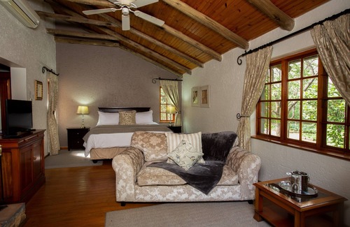 Magaliesberg Casa | Whispering Pines Country Estate