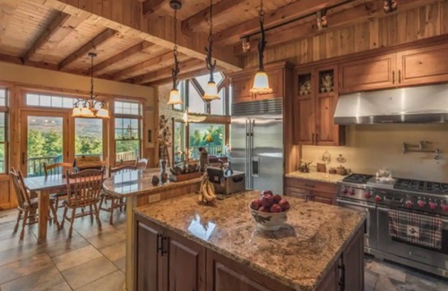 Jay Casa | Whispering Pines Lodge - Near Whiteface Mtn, Lake Placid