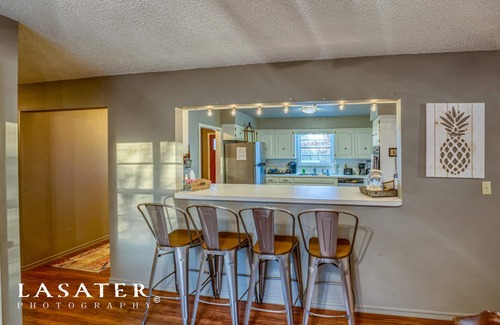 Harrison Casa | Whispering Pines Retreat Minutes to the Buffalo National River!