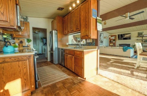 Lacey Casa | Whispering Water Private Retreat