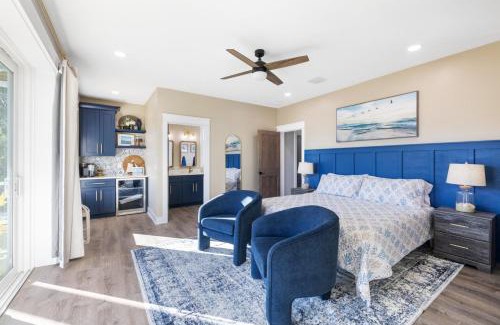 Cedar Key Casa | Whispering Waves Family Retreat