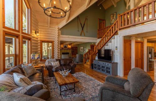 Sugar Grove Casa | Whispering Willow