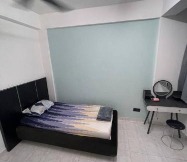 Bukit Baru Apartamento | Whispering Woods 3 ROOMS & NETFLIX by EZYROOM MELAKA