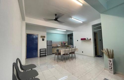 Bukit Baru Apartamento | Whispering Woods 3 ROOMS & NETFLIX by EZYROOM MELAKA