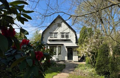 Municipality of Heiloo Casa | Whispering Woods
