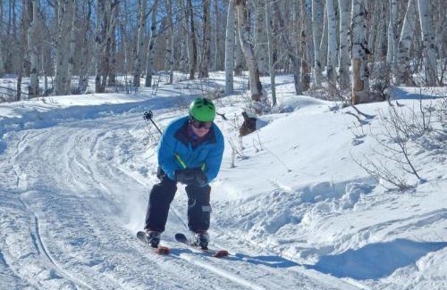 Walden Casa | Whistle Pig Retreat at 22 West Cabins and Recreation