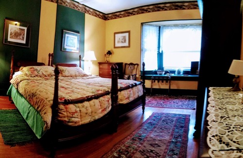 Lenox Cama Y Desayuno | Whistler's Inn Bed & Breakfast