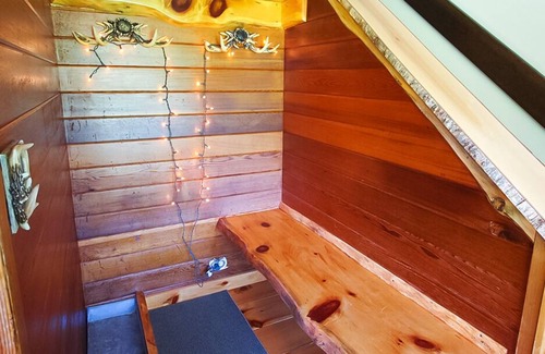 Rangeley Condominio | White Birch 13 - Ski in/Ski out condo on Saddleback!
