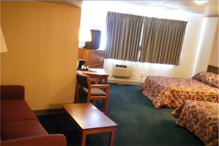 West Yellowstone Hotel | White Buffalo Hotel