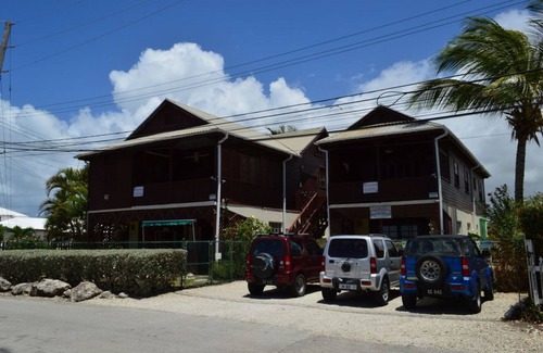 Silver Sands Apartamento | White Coconut Studio at Blue Ocean Cottage in Silver Sands