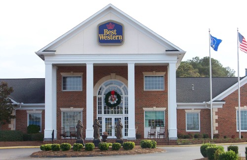 Thomson Hotel | White Columns Inn
