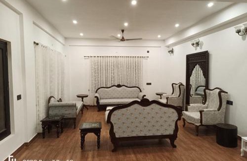 Dharamshala Chalet De Esquí | White Hackle General's Retreat