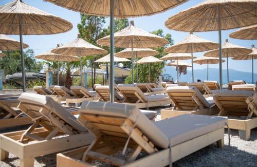 Orikum Hotel | White Hill Radhime