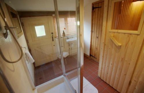 Blackwell in the Peak Casa | White Horse Cottage with Sauna