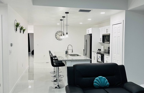 Westminister Casa | White house 1