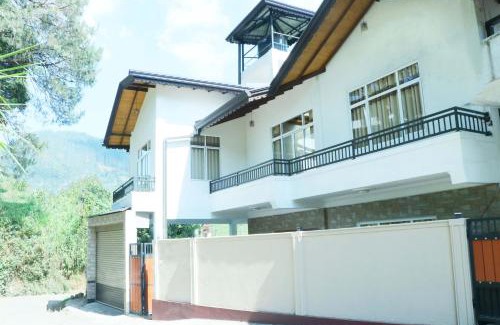 Hatton Casa | White House Bungalow Hatton