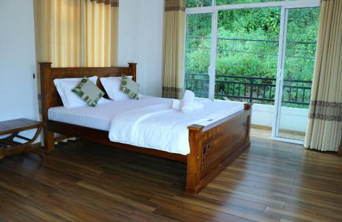 Hatton Casa | White House Bungalow Hatton