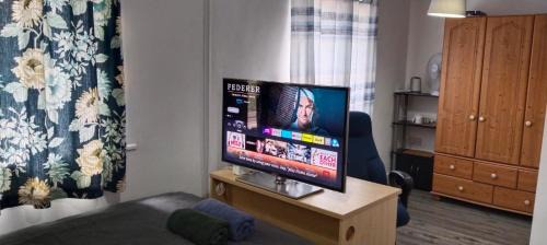 Warrington Casa | White House Ensuite double bedroom