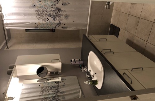 Hafnarfjordur Casa | Casa blanca en Hafnafjörður