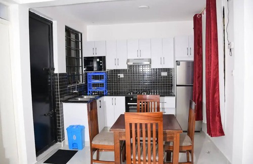 Rongo Casa | White House Loft Unit 2