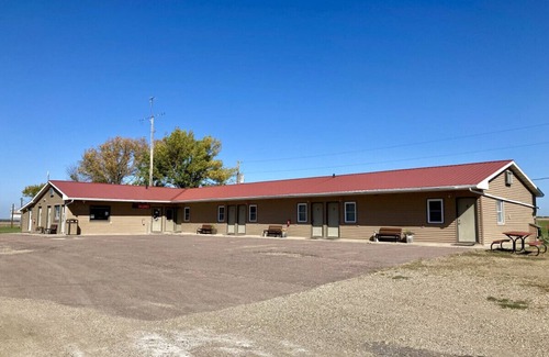 White Lake Cabina | White Lake Lodge - Family Room - Room 1 - Sleeps 5