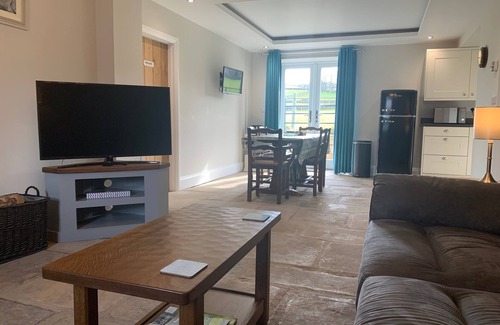 Fremington Cabaña | White Lea is a beautiful Dales Cottage recently transformed into a fantastic holiday home.