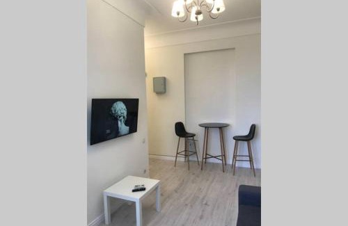 Lypky Apartamento | White&Light flat near Gulliver
