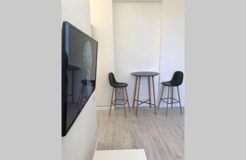 Lypky Apartamento | White&Light flat near Gulliver