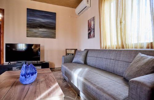 Limnos Casa | White lilies the house of gourmet flavours