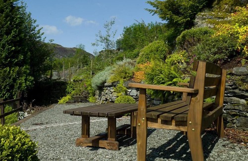 Chapel Stile Cabaña | WHITE LION COTTAGE, pet friendly, with open fire in Langdale