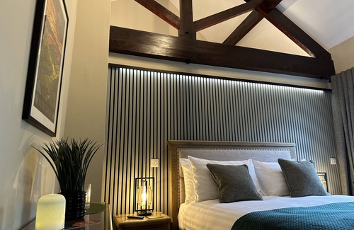 Wadsworth Hotel | White Lion Hotel