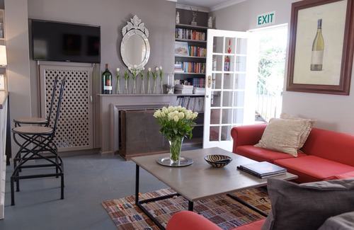 Constantia Casa | White Lodge Constantia Guest House