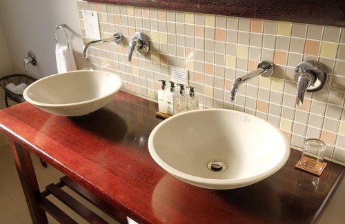 Constantia Casa | White Lodge Constantia Guest House