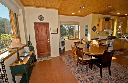 Baca Grande Casa | White Lotus House - 2 BR, 2.5 Bath Luxury Sanctuary in Crestone, Colorado