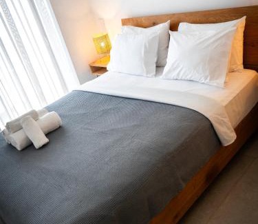 Trikala Apartamento | White luxury apartment