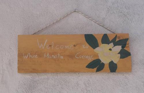 Limni Casa | White Manolia Cottage