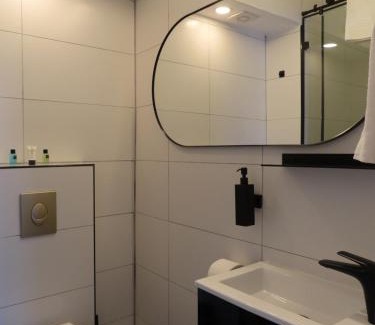 Jerusalem City Centre Hotel | White Moon Inn