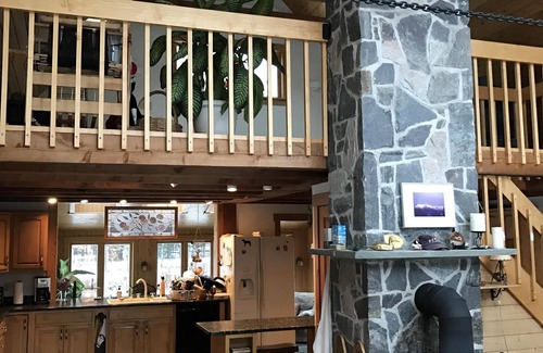 Lyman Casa | White Mountain Bliss en 33 acres