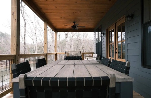 Arley Casa | White Oak: A Modern Lakeside Cottage - New Construction - Boat Rental