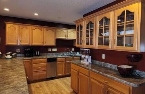 Green Valley Apartamento | Private and Spacious Suite 'A'