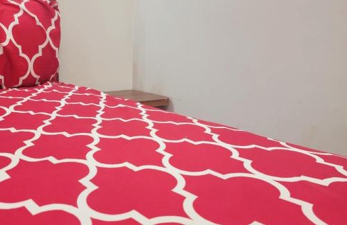 Karachi Hotel | White Palace Guest House