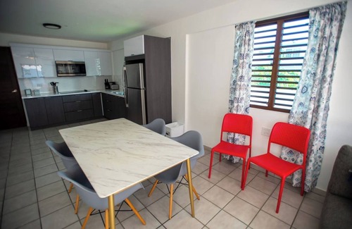 Yeguada Apartamento | White Paradise Beach House: Your Coastal Haven