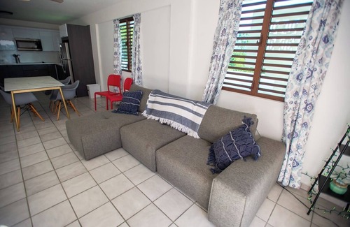 Yeguada Apartamento | White Paradise Beach House: Your Coastal Haven